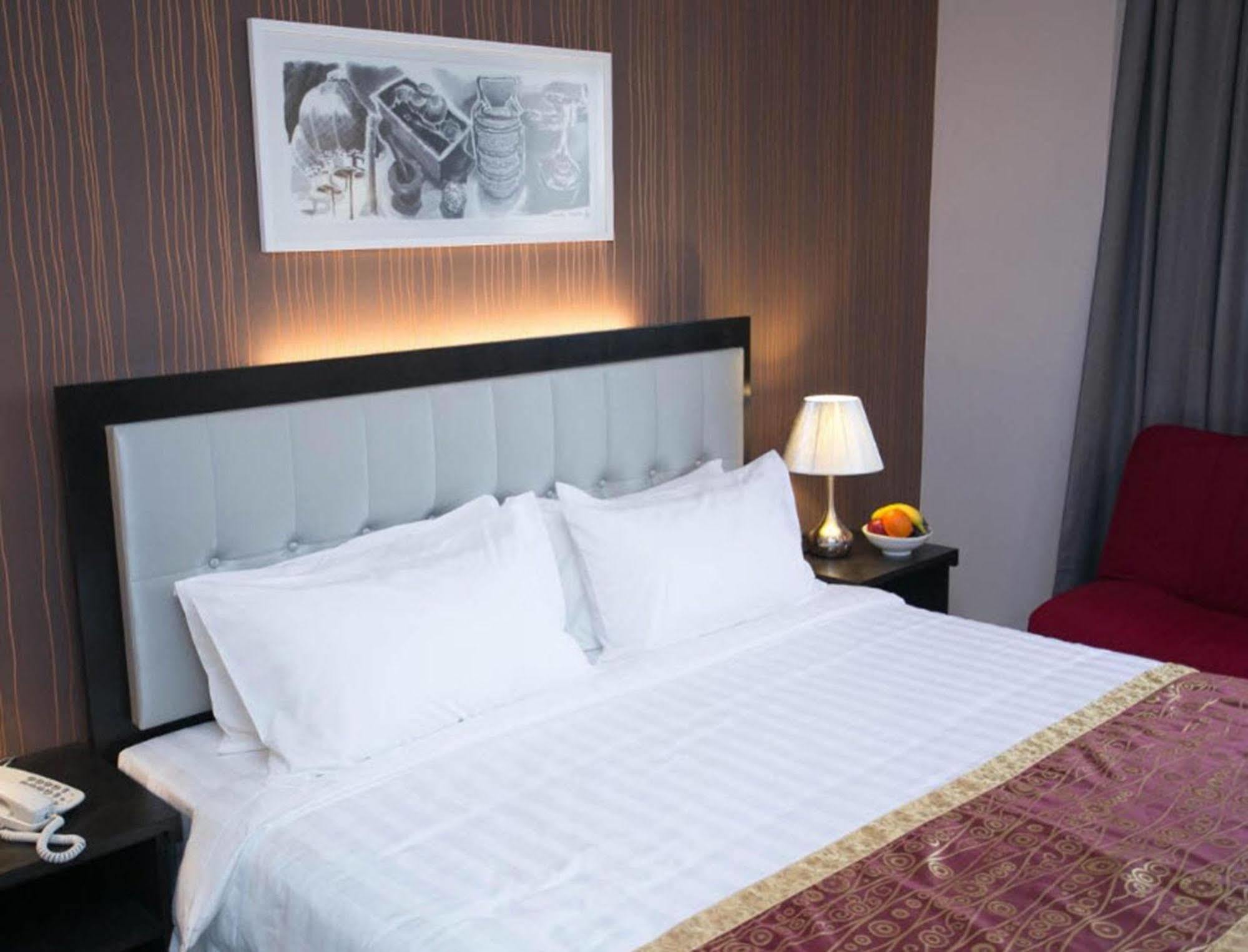 The Grand Campbell Hotel Kuala Lumpur Ngoại thất bức ảnh